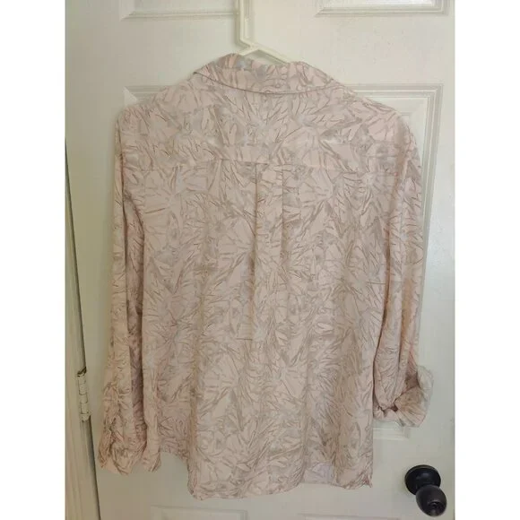 Chico's Peach Gray Satin Abstract Butterfly LS Roll-Tab Button-Up Top 2 (L/12) - Picture 7 of 9